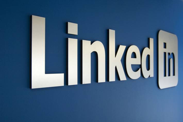Linkedin ha un nuovo look Linkedin ha un nuovo look