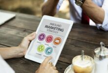 10 Borse di studio per Digital Marketing Strategist