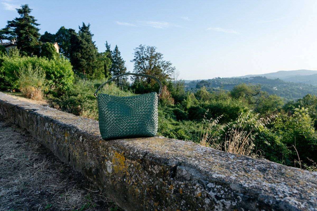Mirta: la startup per gli artigiani della pelle che tutela e promuove il Made in Italy Mirta: la startup per gli artigiani della pelle che tutela e promuove il Made in Italy