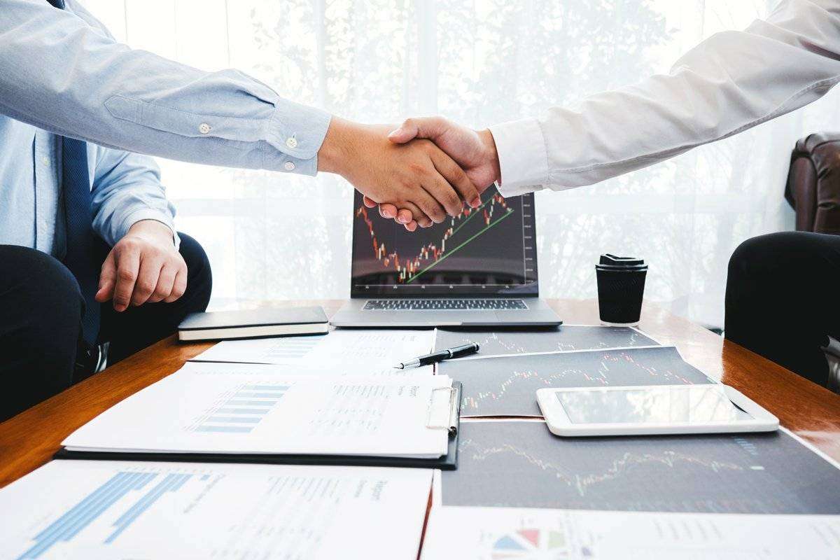 Equity crowdfunding: come funziona la rubricazione delle quote e perché conviene Equity crowdfunding: come funziona la rubricazione delle quote e perché conviene