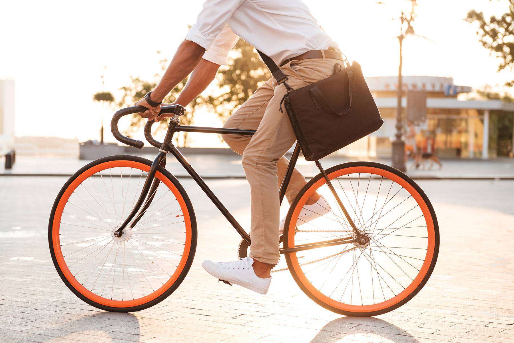 Muoviti, pedala, riduci le emissioni di Co2 e vinci con MUV! Muoviti, pedala, riduci le emissioni di Co2 e vinci con MUV!