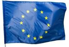 commissione ue bandiera