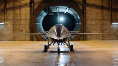 Fury è un velivolo aereo autonomo ad alte prestazioni e multi‑missione, pensato per operare in modo collaborativo negli scenari di combattimento più complessi.